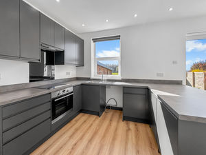 Photo 11- click for photo gallery